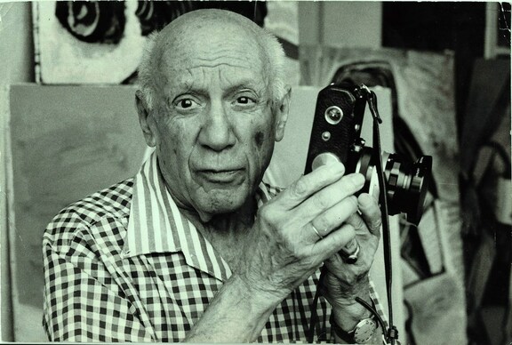 Picasso mit Kamera - Ralph Gatti - 90 Geburtstag Picasso mit Kamera - Ralph Gatti - 90 Geburtstag