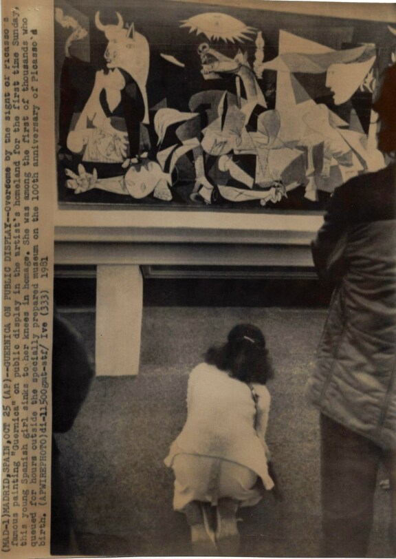 Madrid, Spanien, 25. Oktober 1981 - Guernica wi... Madrid, Spanien, 25. Oktober 1981 - Guernica wi...