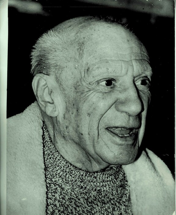 Picasso auf einem Spaziergang durch die Stadt N... Picasso auf einem Spaziergang durch die Stadt N...