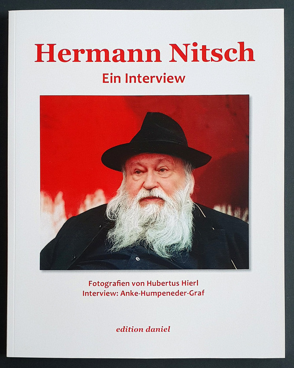 Nitsch Hermann - ein Interview - Fotografien v... Nitsch Hermann - ein Interview - Fotografien v...